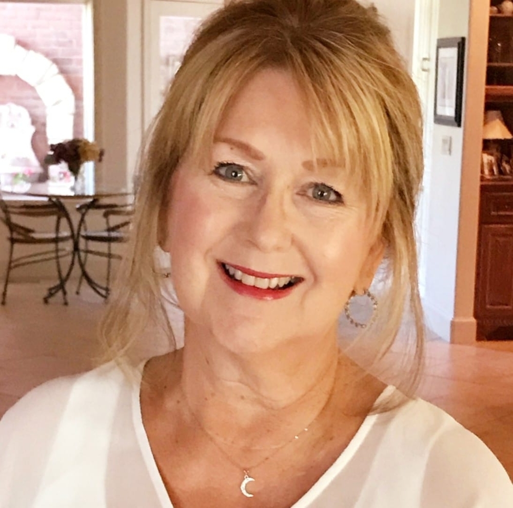 Meet your Posher, Gay